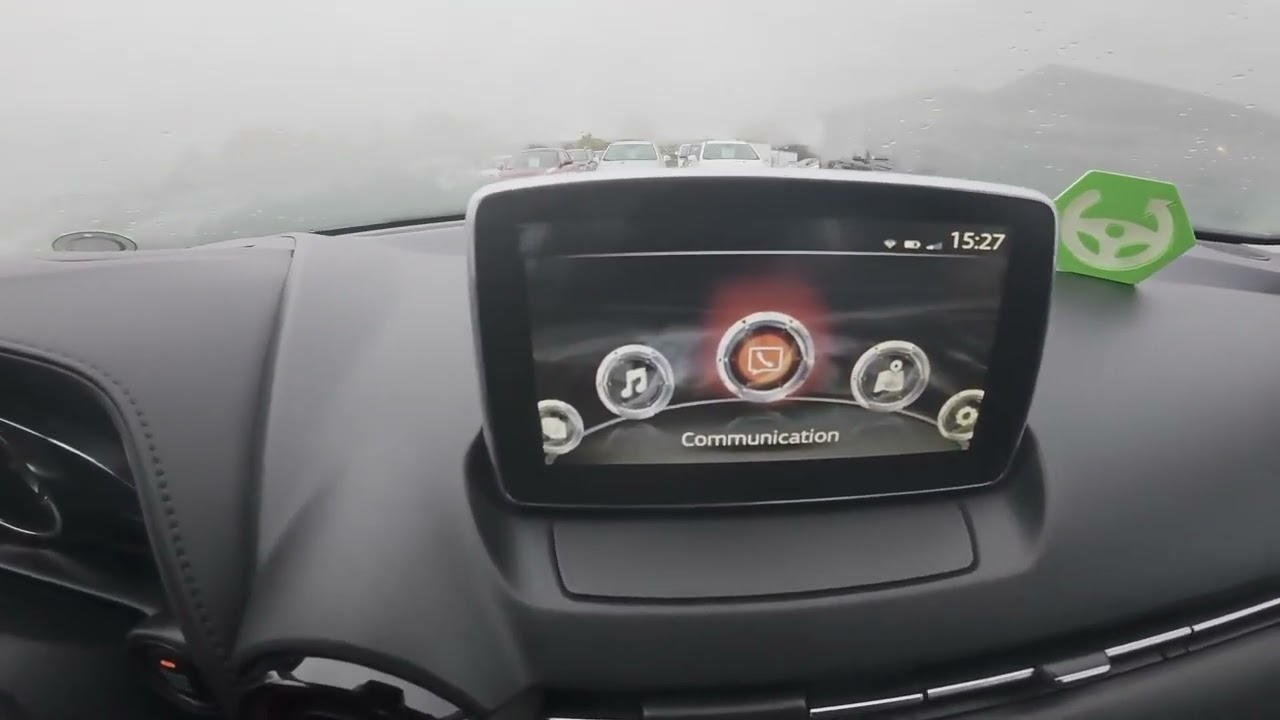 Comment passer des appels avec le système de la Mazda CX-3 (2015-2022)