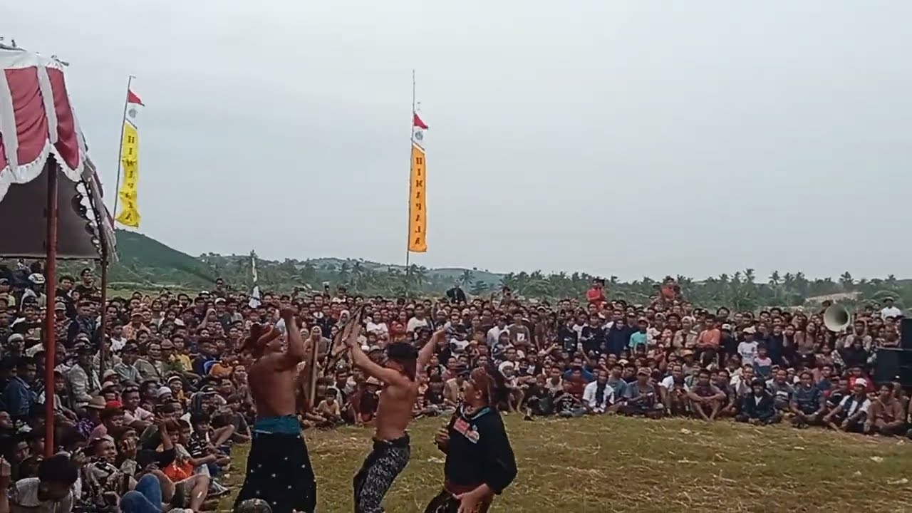 Perang bintang saling cacak, serawah Perine vs Banjar getas di festival bau Nyale 2026