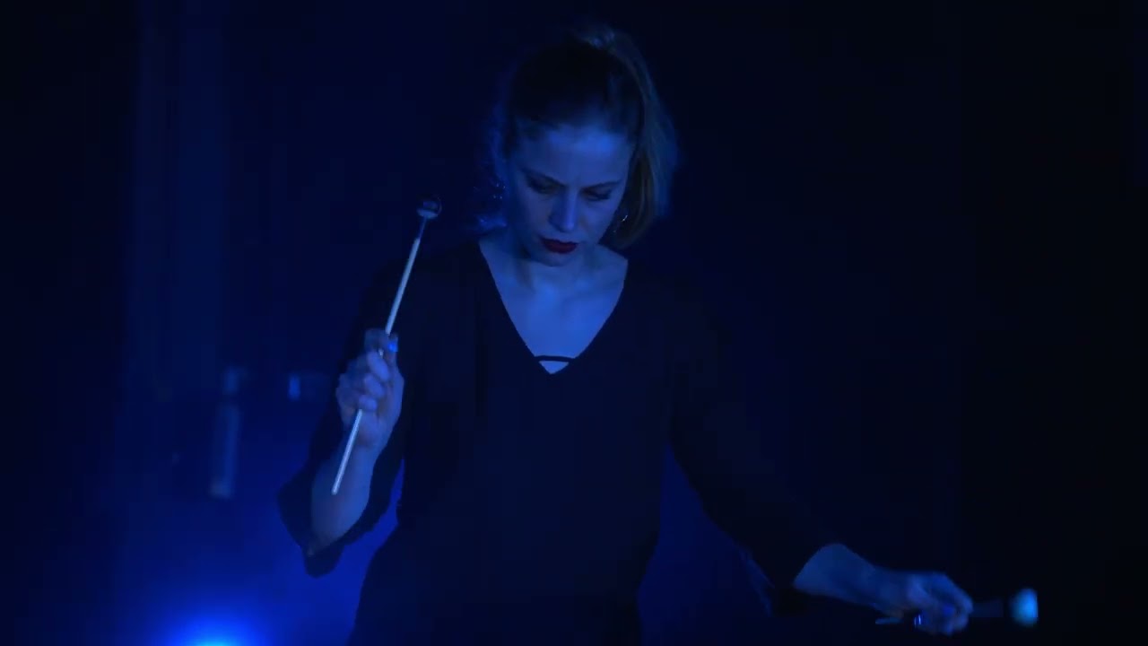 Vanessa Porter | THE ANVIL CHORUS by David Lang | Roxy Ulm