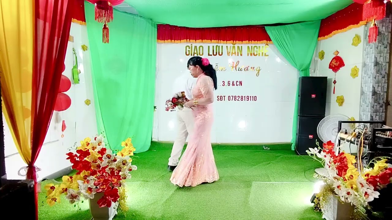 Tđ: Đưa Em về quê mẹ.                      trình bày: Nguyễn Trung & Tuyết Lan