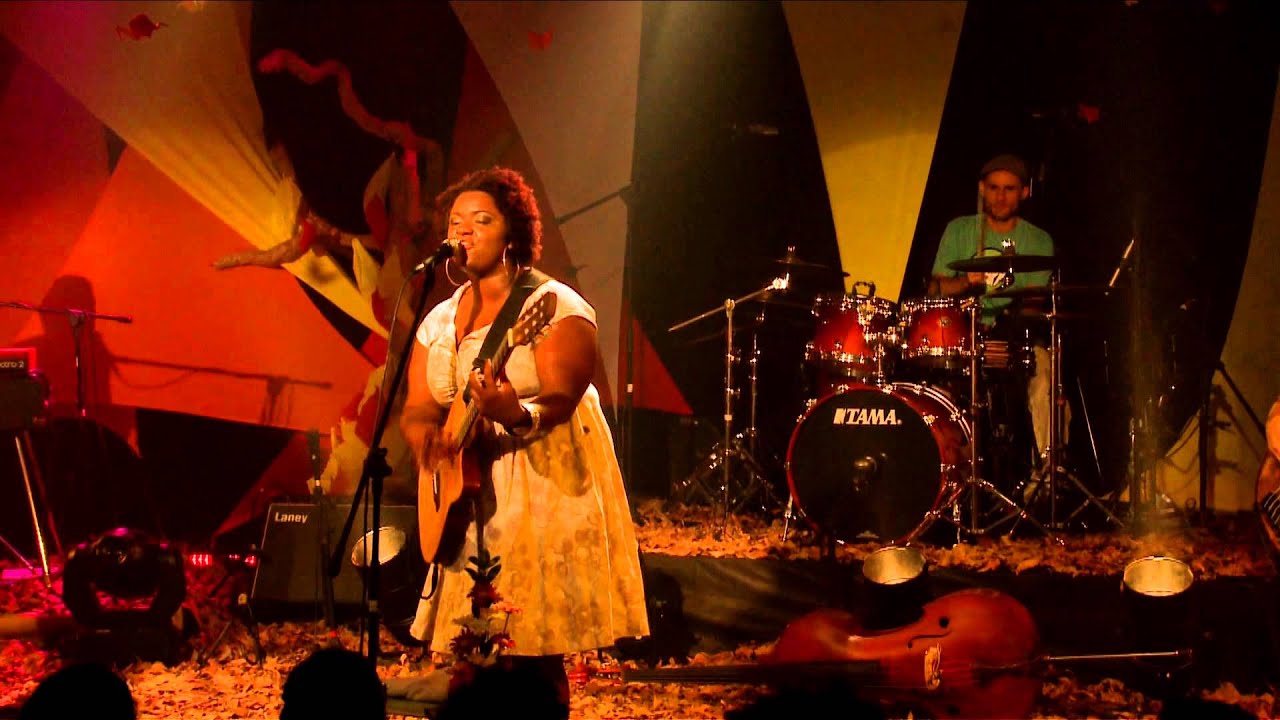 ellen oléria e pret.utu - antiga poesia (2012)