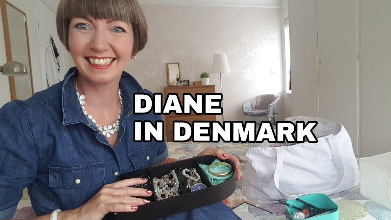 15 min declutter in Flylady Zone 4 (clothes/jewelry/makeup)!