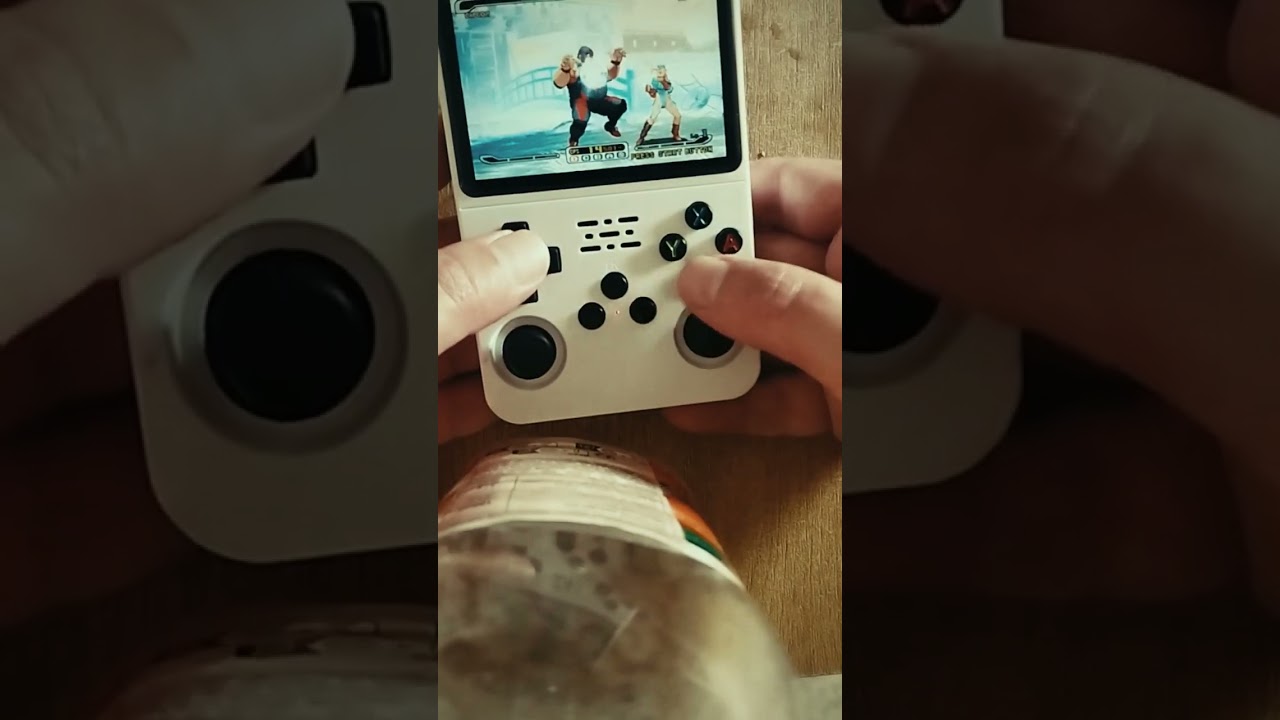 Raiden gameplay Capcom vs SNK console portable R36S