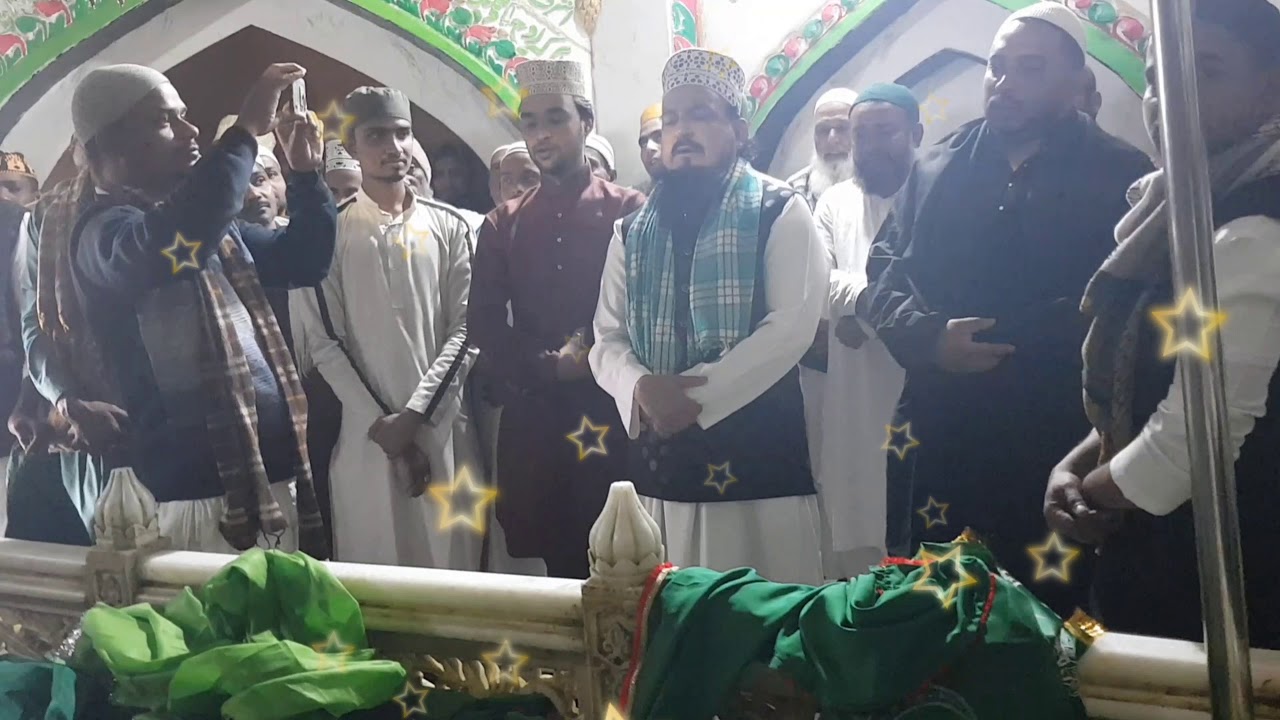 janashie makhdum ashraf Syed Haseen Ashraf ne apne muridin ke sath astane ka daora kiya