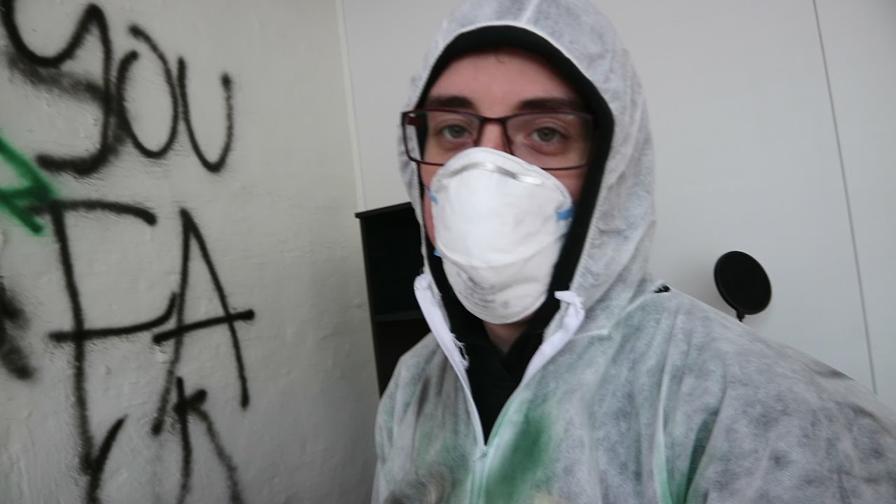 Ødelegge kontoret med GRAFFITI