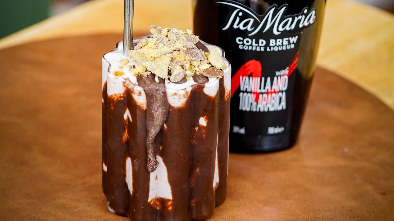 HOW TO MAKE A - TIA MARIA MUDSLIDE