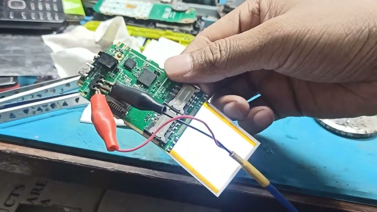 Button phone, white lcd after turning on | Zahin Telecom