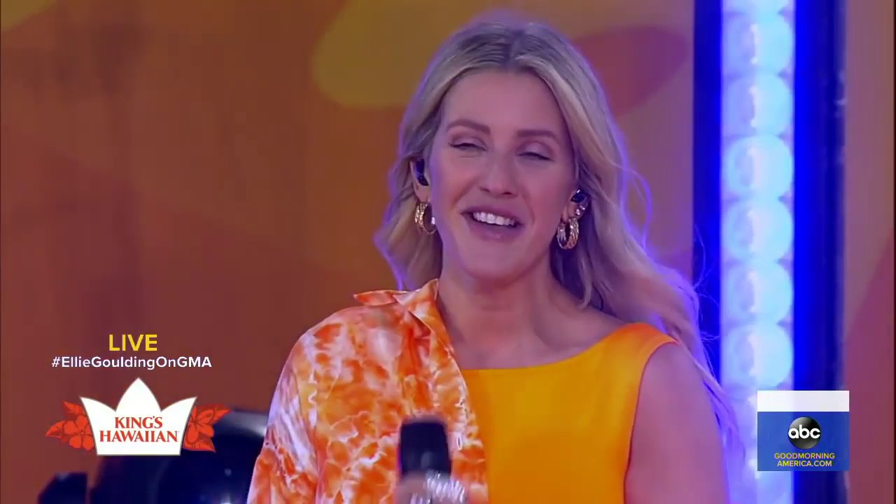 Ellie Goulding  - Burn live on Good Morning America 2019