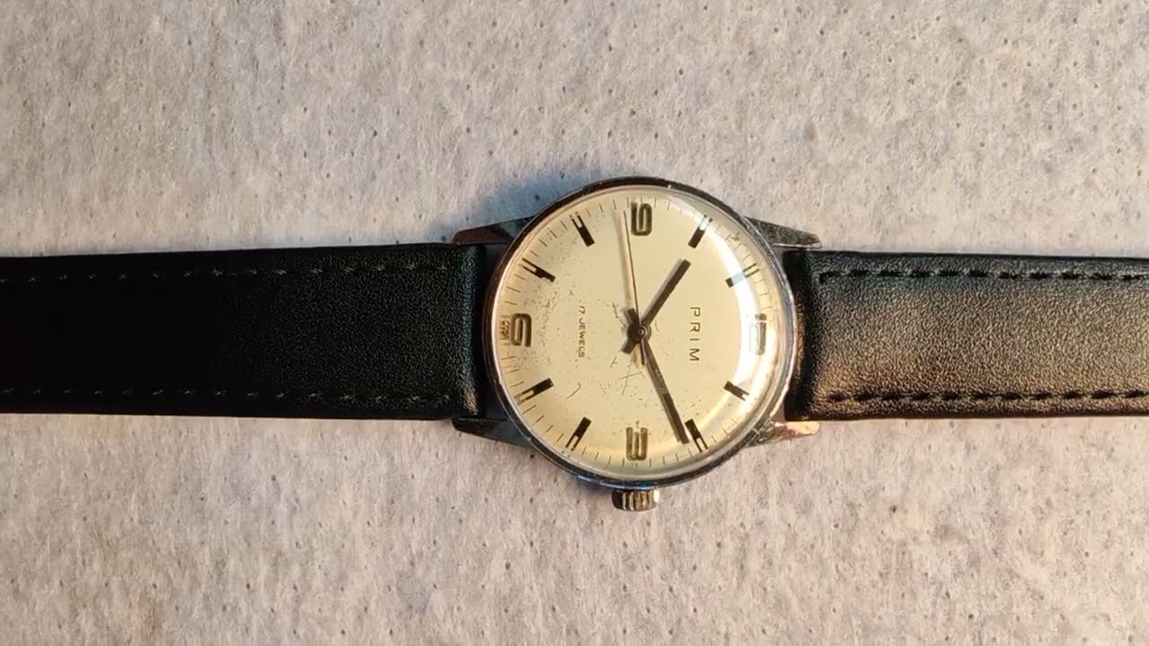Mechanické hodinky Prim kalibr 66 po celkové opravě.