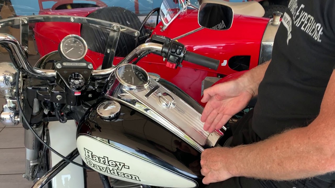 American Motorcycle Experience - Rider controls briefing