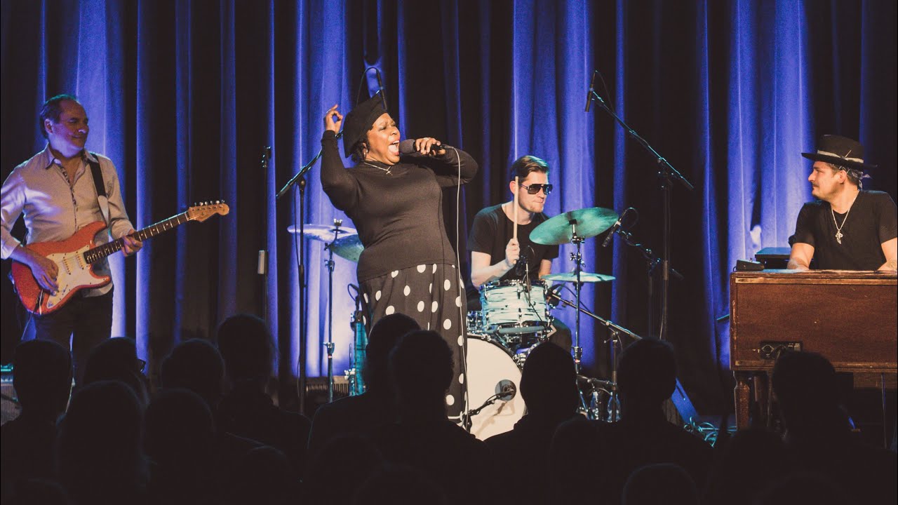 RAPHAEL WRESSNIG & Soul Gift feat. GISELE JACKSON | Live in 2022