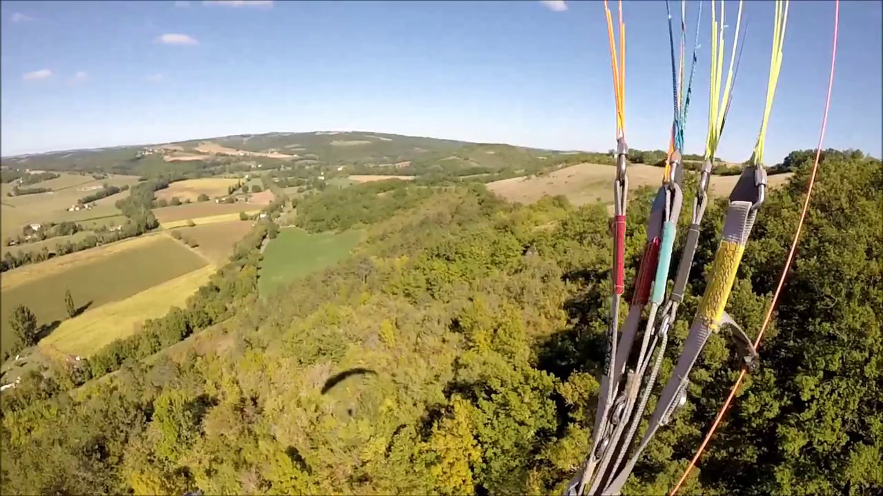 Vol (Plouf) en parapente à Cordes sur Ciel (81)