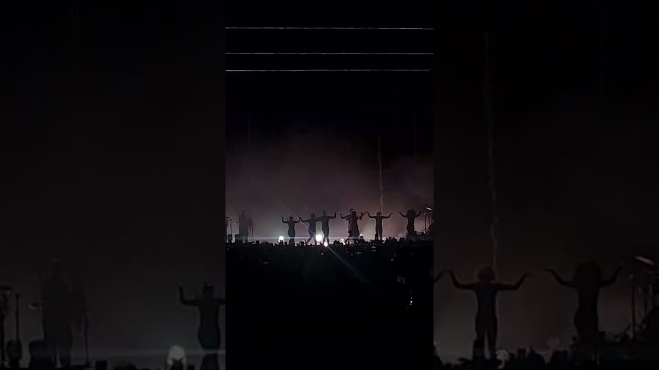 Aurora, Cure For Me en vivo CDMX, palacio de los deportes 2 de Noviembre 2024