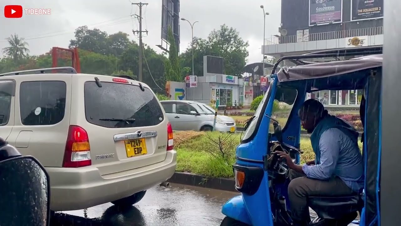 RAINY DAY In Dar Es Salaam Tanzania - Driving Tour From Muhimbili To Mikocheni