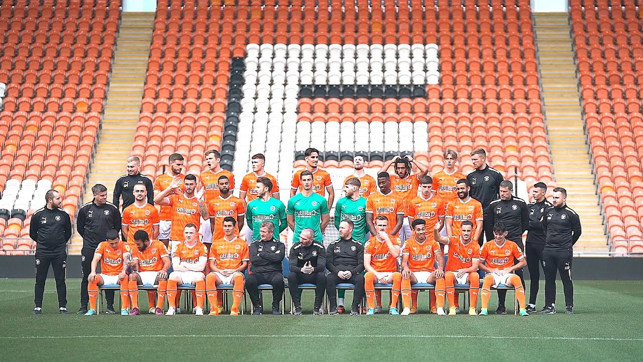 Behind The Scenes | Team Photo 2022/23