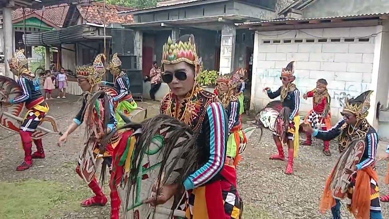 Tari pambuka PENYEMBAHAN||ebeg banyumasan TURONGGO SETO ft karawitan ASRI BUDAYA srowot 