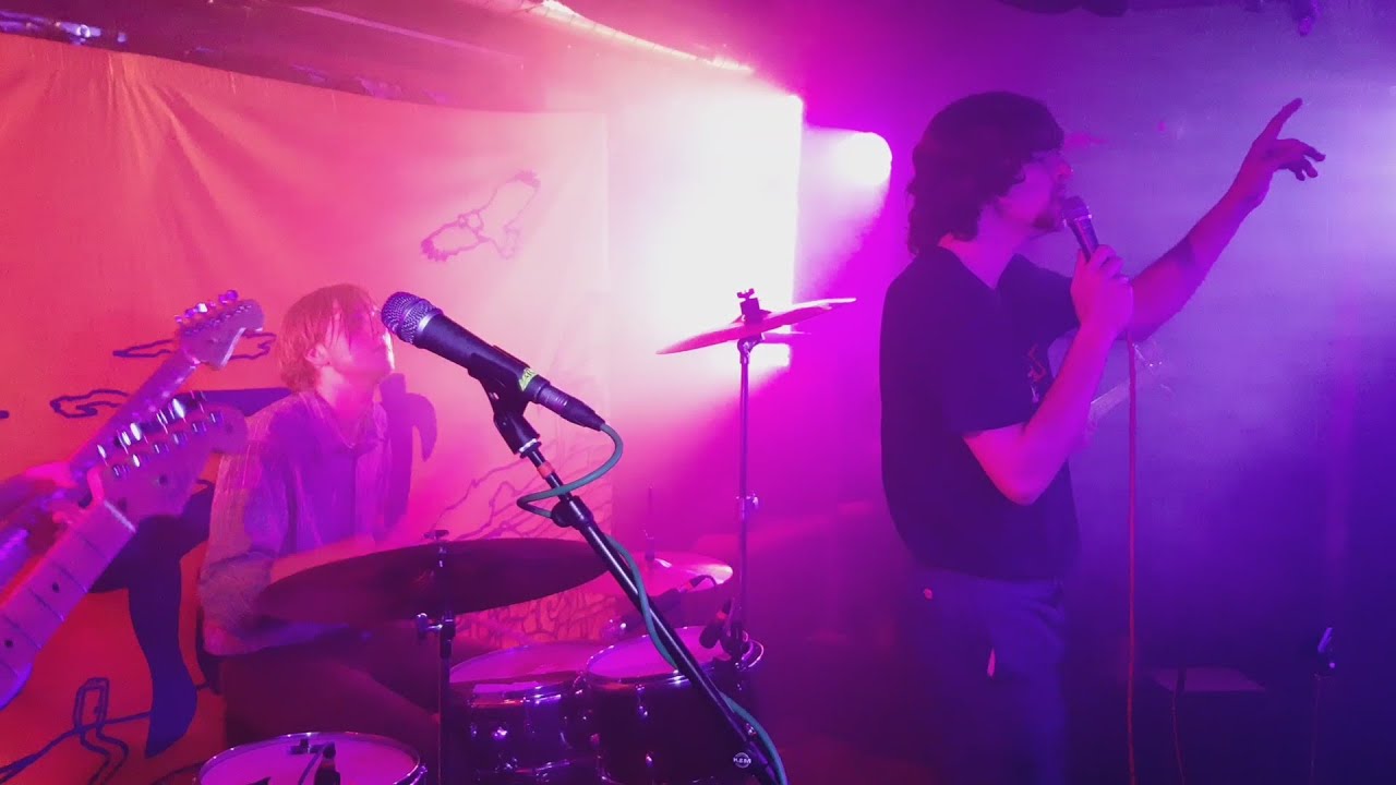 Feet - Wiggy Pop - Live