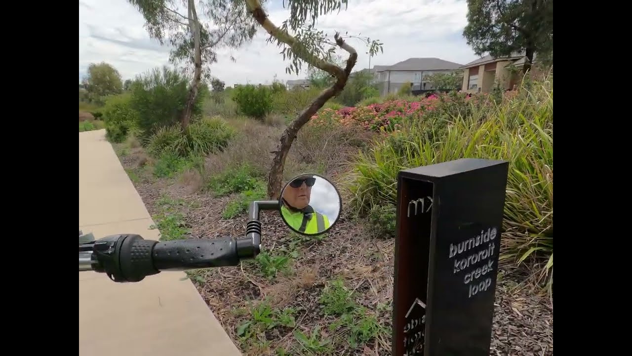 Koroit Creek path bike ride with Kangaroos?