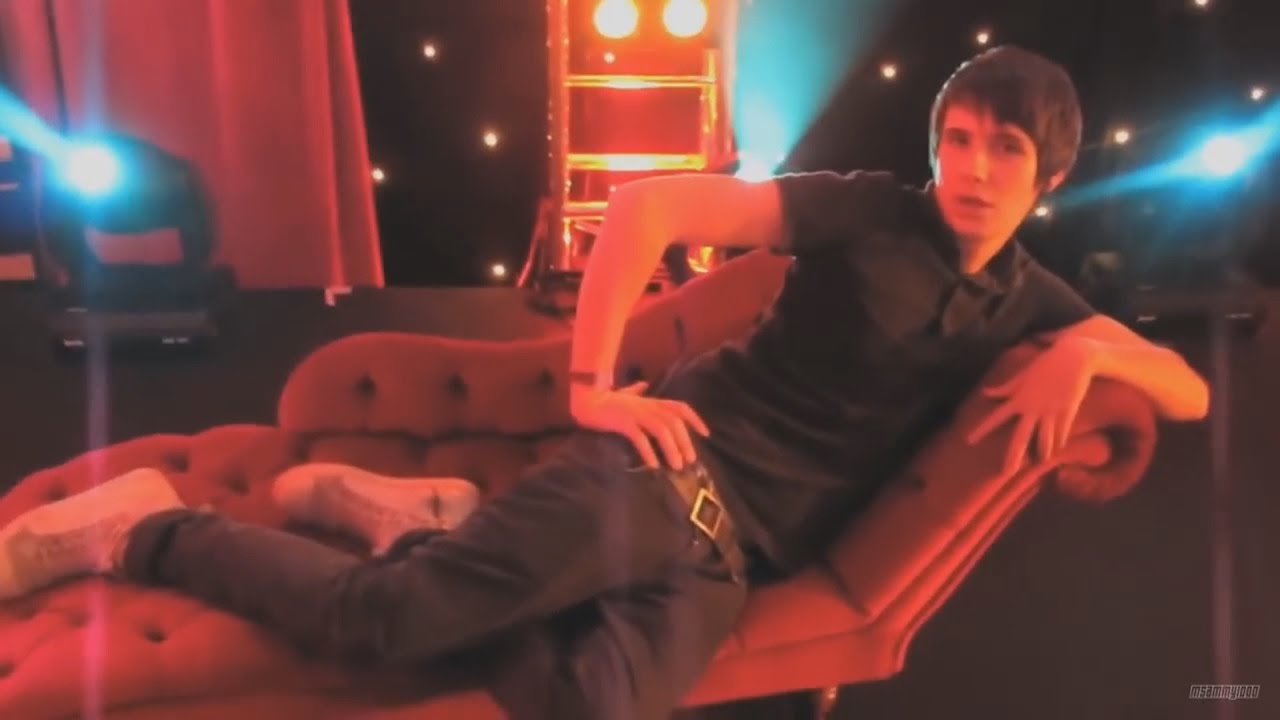CLOSE THE GODDAMN DOOR | Phan Crack!Vid #6