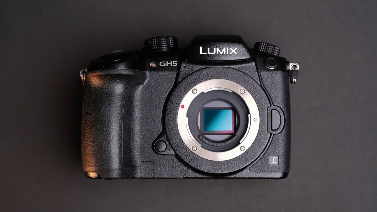 حكاية الكاميرات LUMIX
