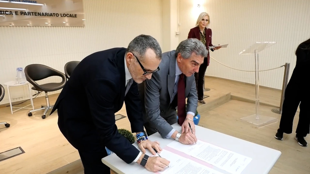 CAMERA DI COMMERCIO BR-TA SOTTOSCRITTO UN PROTOCOLLO DI COLLABORAZIONE MIMIT - UNIONCAMERE