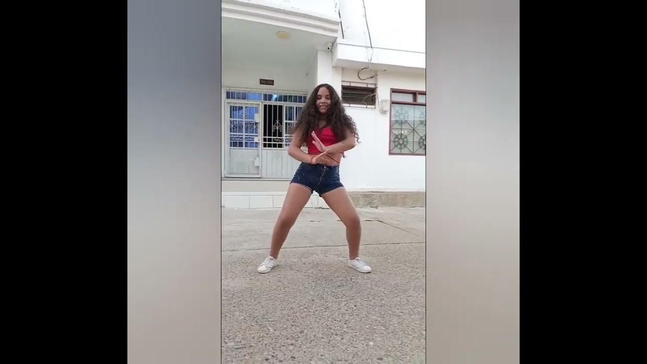 DANZA URBANA MOVIMIENTOS DEL RIO