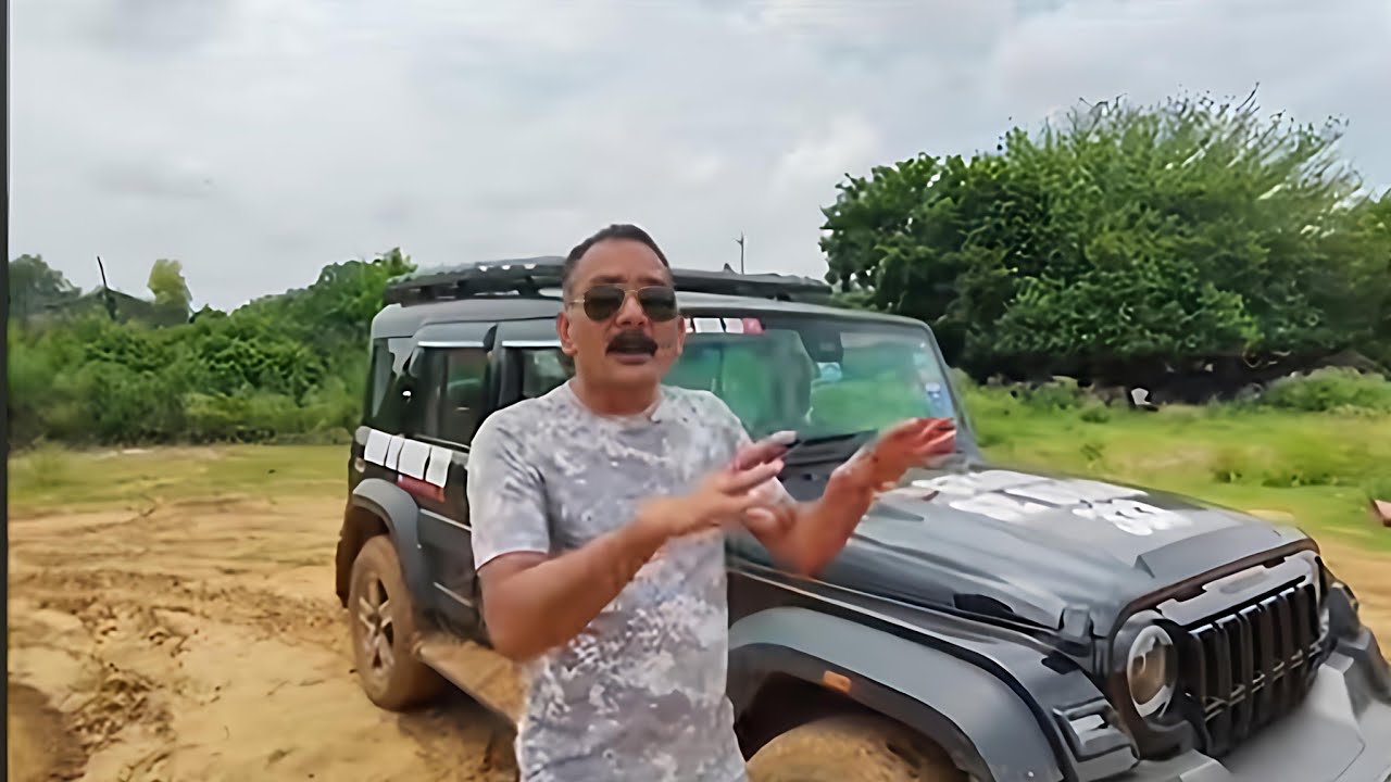 Thar ROXX Features Explained | Rear Diff Lock, Crawl Mode & Intelli-Turn Demo....