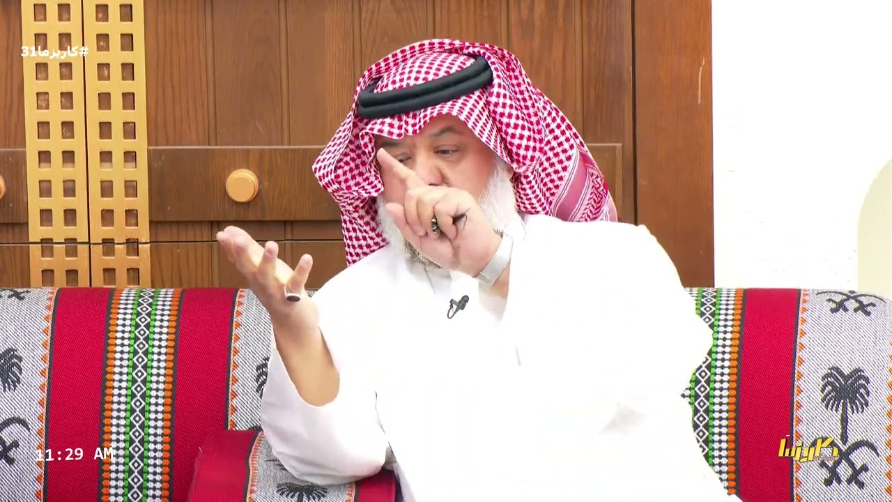 تعطلت سيارة الملك فهد ومرافقيه في الصحراء بوقت أمطار وقلطوا ببيت شعر والنهاية عجيبة | عبدالله السهلي