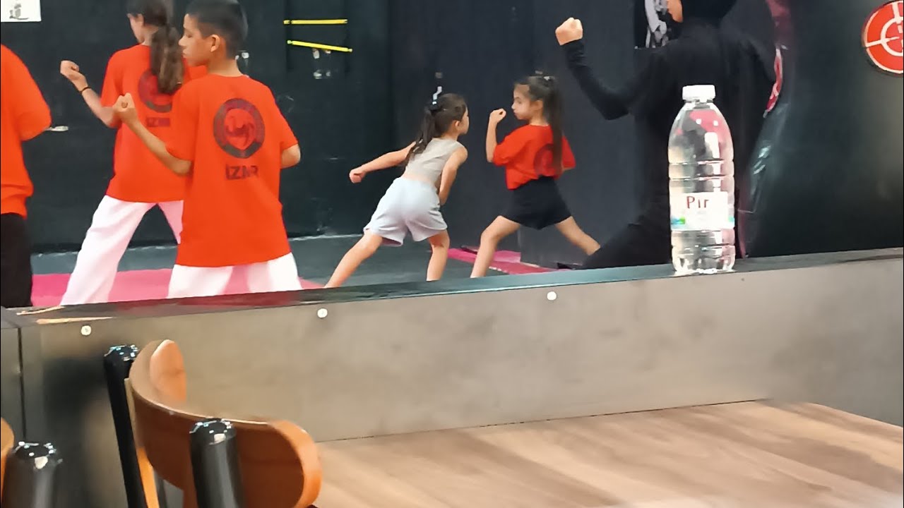 Alya nın karatede son günü çok üzgün hiç bir hareketi yapmadı