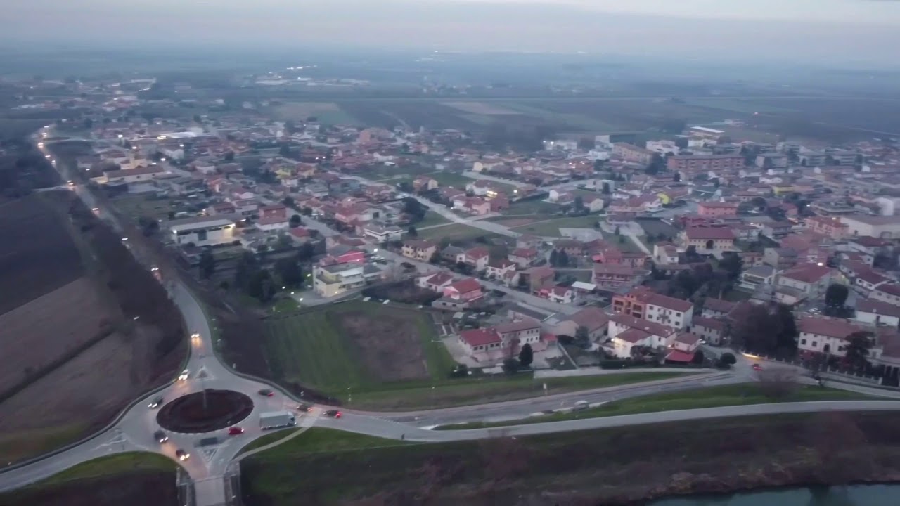 Volo notturno su Anguillara veneta(Padova) e San Martino di Venezze (Rovigo)