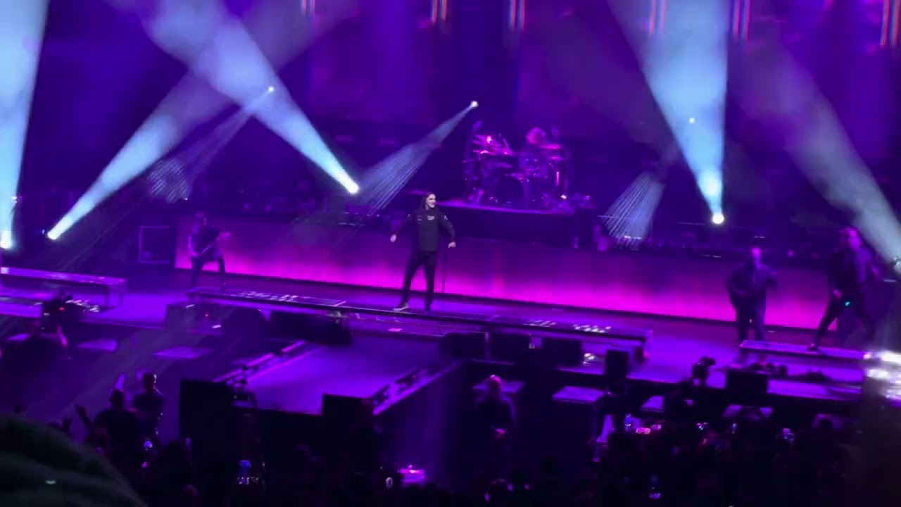Another video I took of seeing motionless in white live!