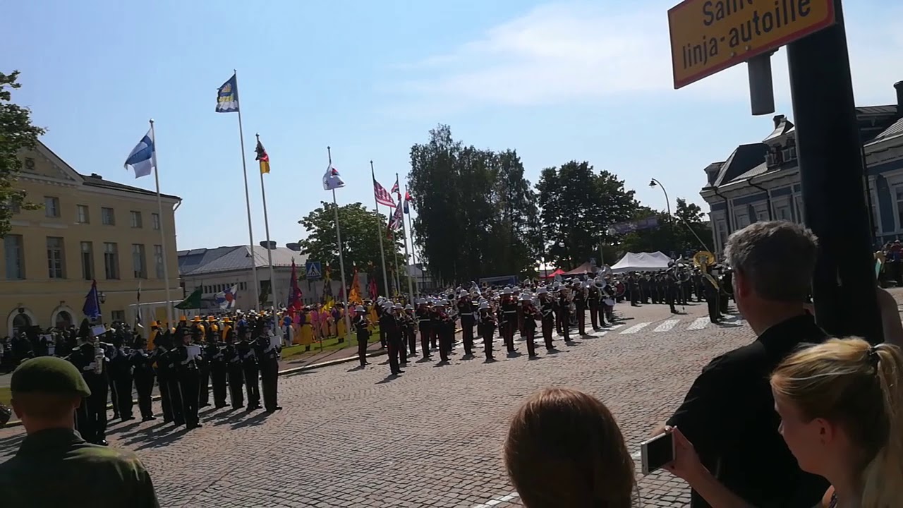 Hamina Tattoo 2018 Paraati/Parade, Porilaisten Marssi + Hornet flyover