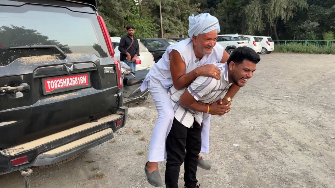 Dada ji ke sath shoot pe ye kya huaa🤣 @AnkitBigMouth 