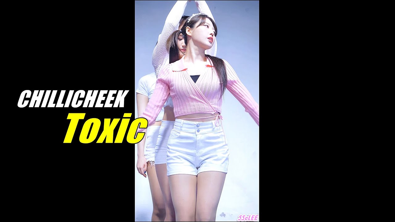 [4K] 칠리치크 (연서, CHILLICHEEK) - Toxic (inverness) 댄스 퍼포먼스 @ 220424 신촌 1M SPACE 직캠 By SSoLEE