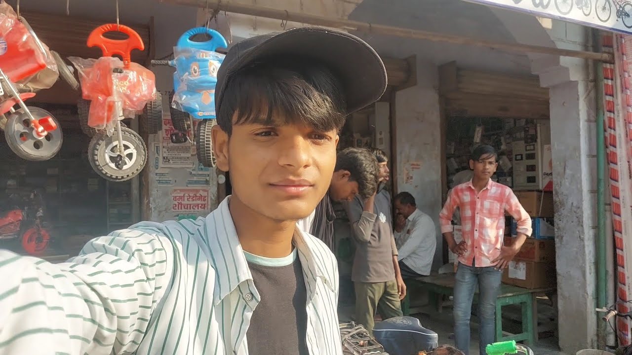 Aaj Gaya Ek Cycle Ki Dukaan Par 🚲 | Kya Kya Dekhne Ko Mila ?