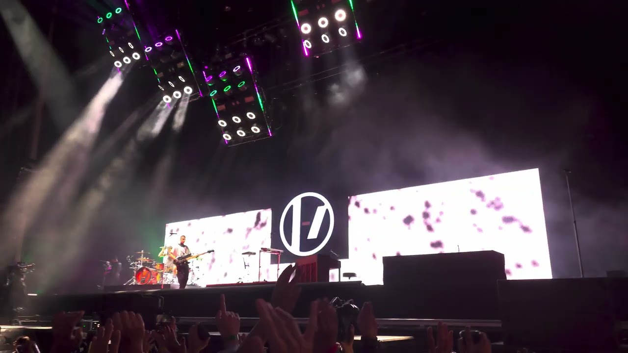Shy Away & Heathens & Next Semester Clancy Tour Mexico City 4K60FPS HDR