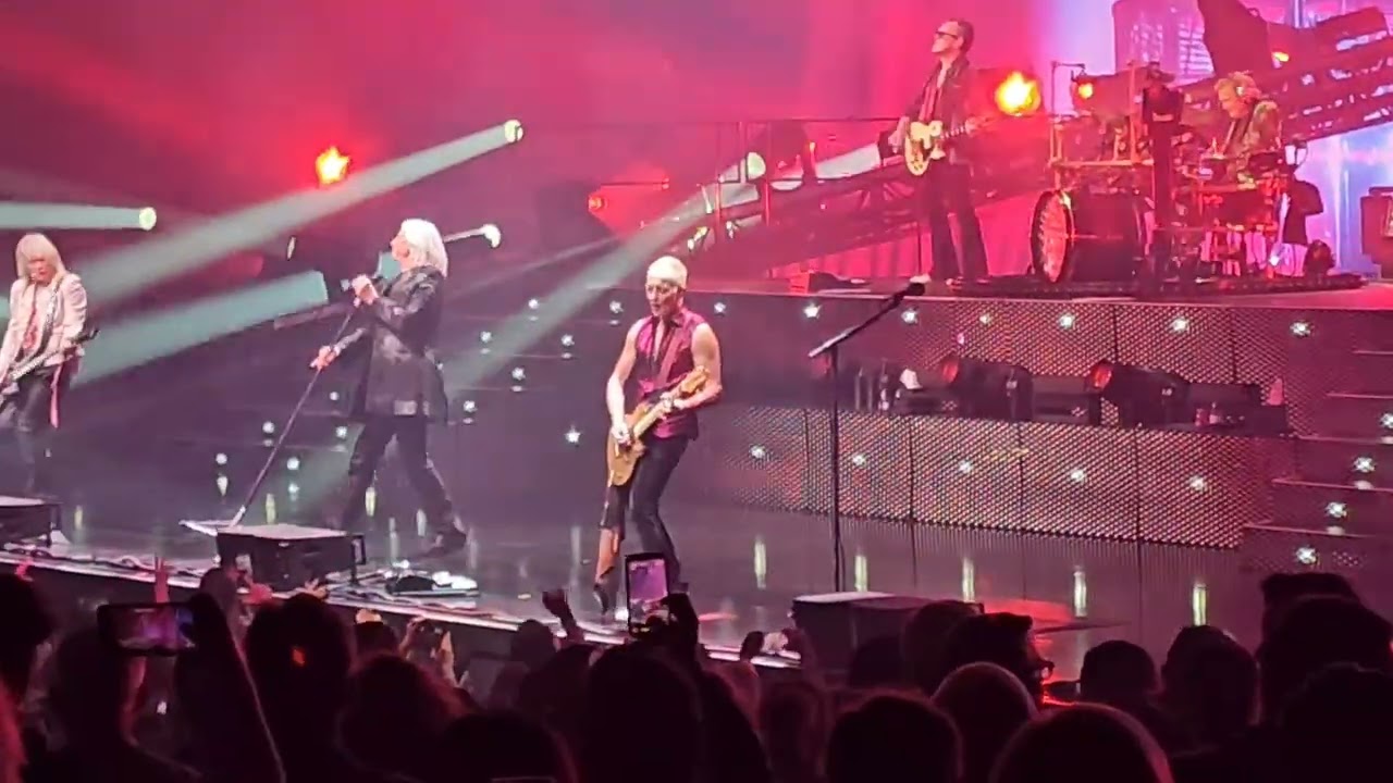 Def Leppard @ Caesar's Palace, The Colosseum in Las Vegas. 2nd night 2-5-2026