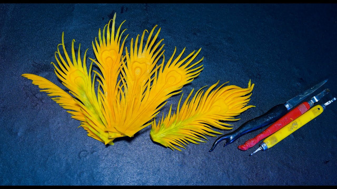2 Peacock Tail Vegetable Carving Design
