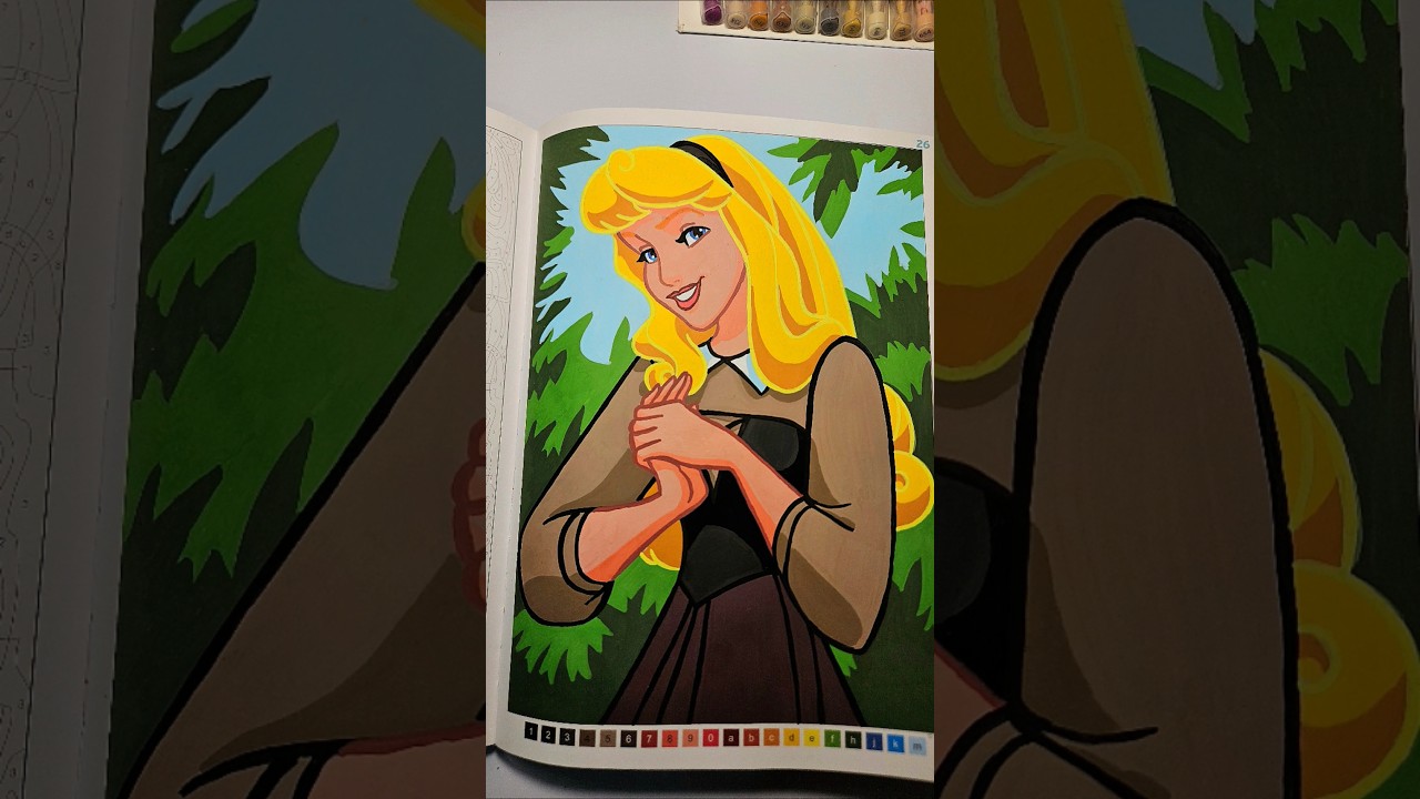 Disney Myst&egrave;res Princesses - Aurora 🩷✨️ #disneymysteres #acrylicmarkers #acrylicpainting #lireka