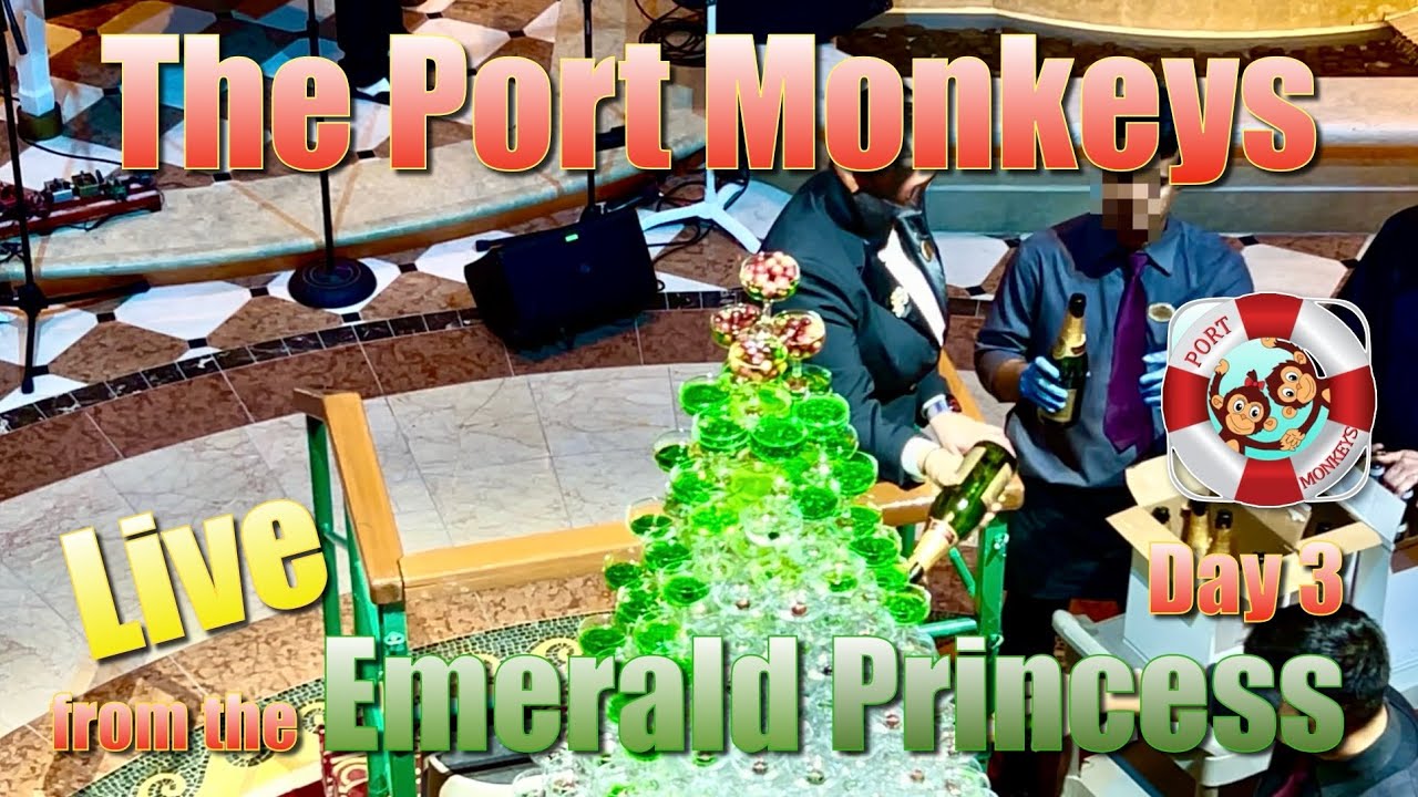 Выступление группы Port Monkeys в прямом эфире из «Капитанского шампанского водопада» на борту ла...