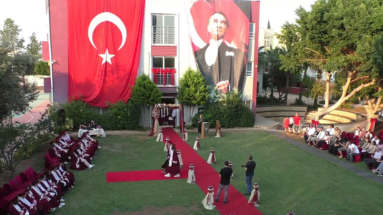 Güney Gelişim Okulları 2022 8. Sınıf mezuniyet töreni