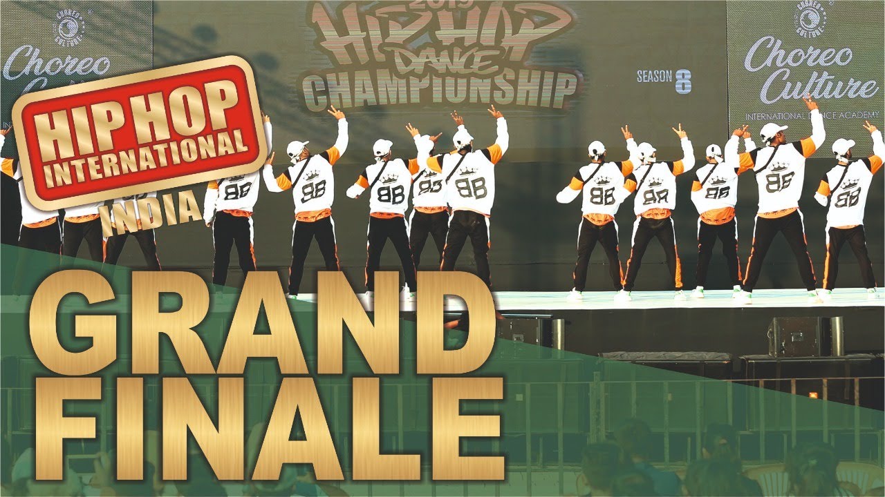 B BOIZ CREW (TRIVANDRUM) (MEGACREW DIVISION) - SILVER MEDALIST