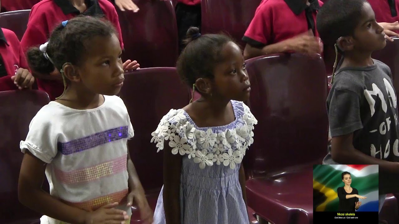De la Bat School does Anthem in Sign Language