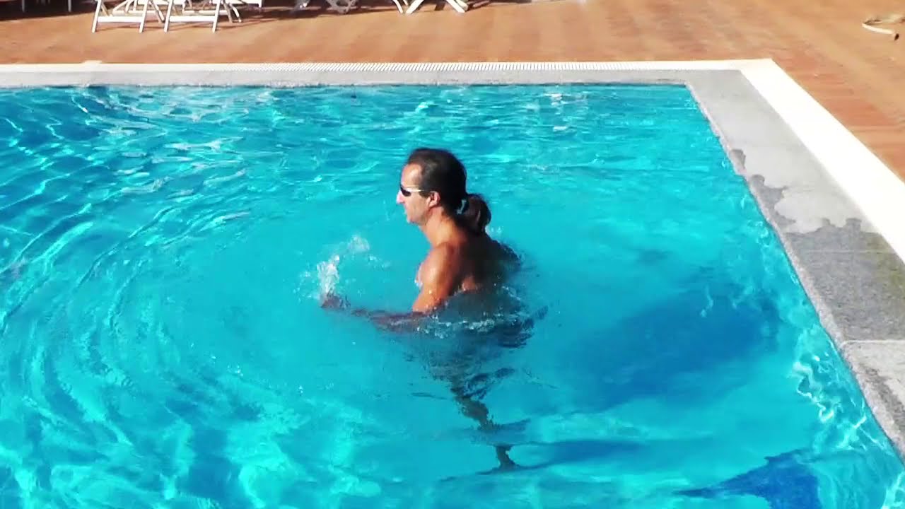 ALLENAMENTO per la CORSA in ACQUA in PISCINA: 10 ESERCIZI  (Ottimi per RECUPERARE INFORTUNI)