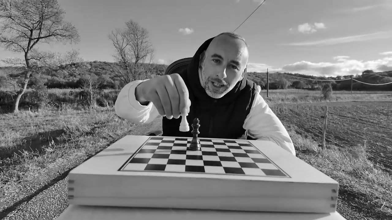 Biakos-Echec et Mat (clip officiel)