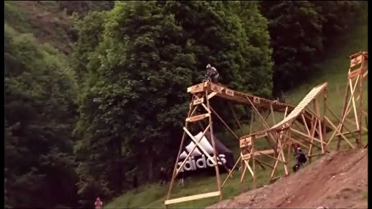 PEOPLE ARE AWESOME (Downhill version)