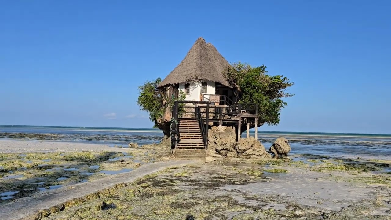 Занзибар, Пингве, The Rock Restaurant Zanzibar