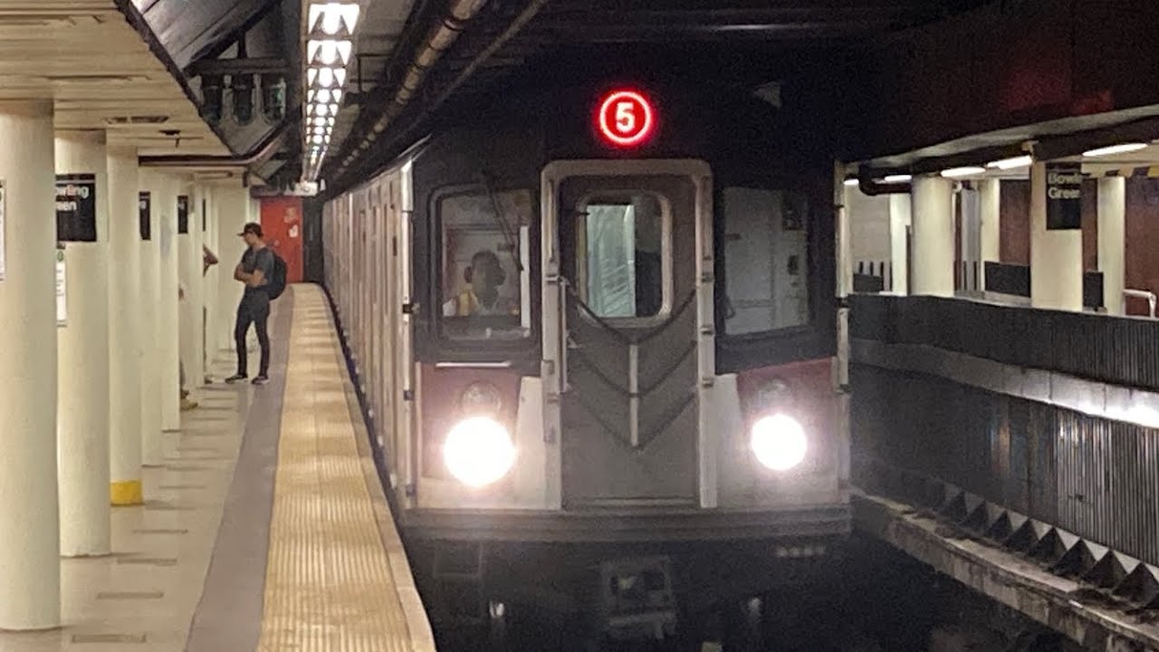 (4) Train Action w/ (5) Trains End/Begin Service Action at Bowling Green