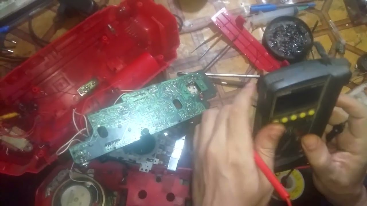fixing a rare Panasonic cassette tape recorder for educational reasons