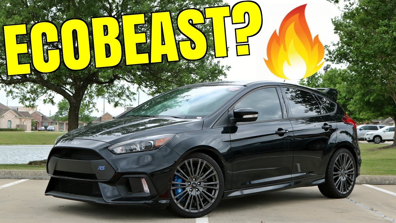 2017 Ford Focus RS Driving Review - Impressive Hot Hatch?